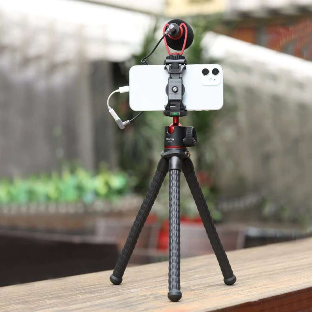 Ulanzi MT11 Octopus Tripod For DSLR Camera & Smartphones (2)